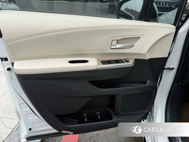 Toyota Saina id 4261182 из Китая 22