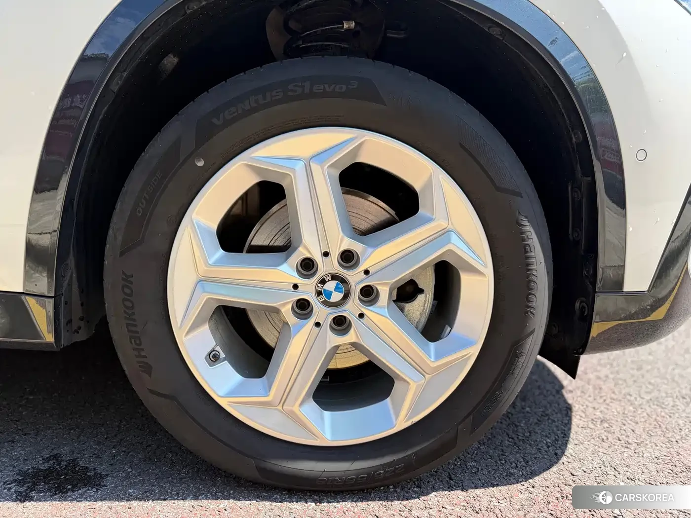 BMW X1 id 4681247 из Китая 14