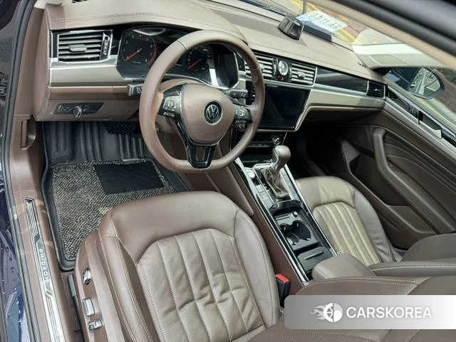 Volkswagen Huiang id 4272914 из Китая 25