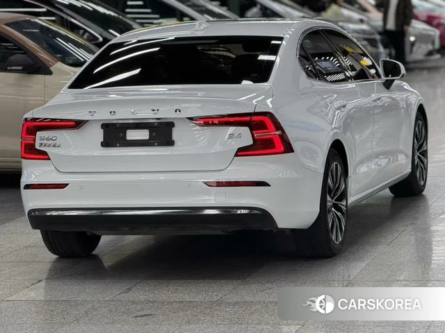 Volvo S60 id 4227309 из Китая 19