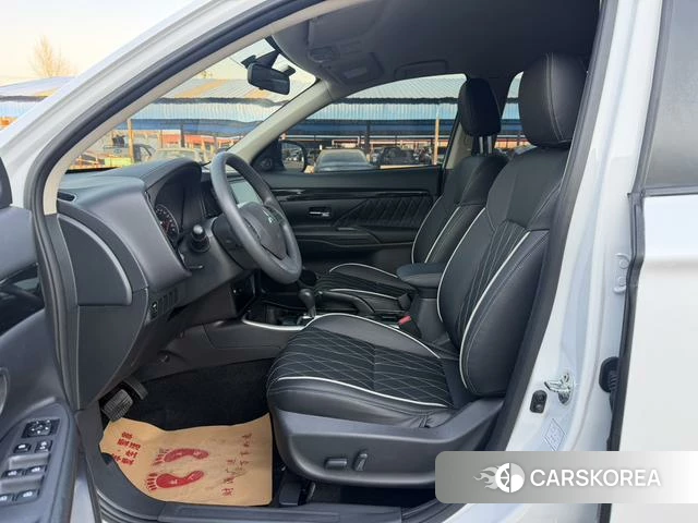Mitsubishi  Outlander id 4209035 из Китая 15