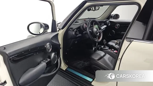 Mini Cooper S id 3464373 из Кореи 19