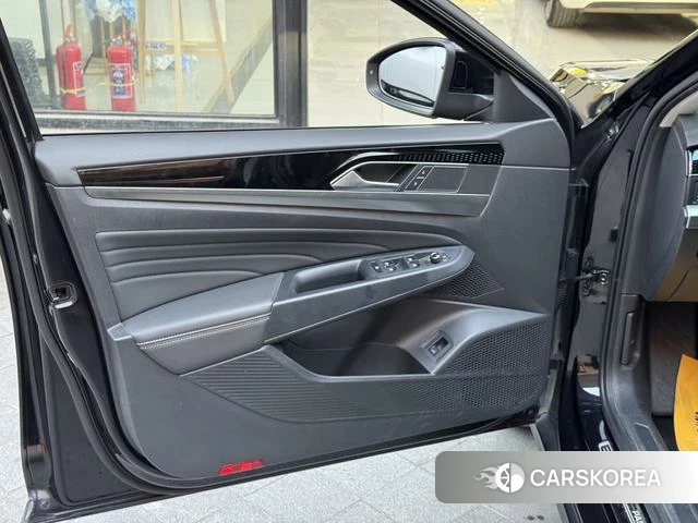Volkswagen Passat id 4329054 из Китая 21