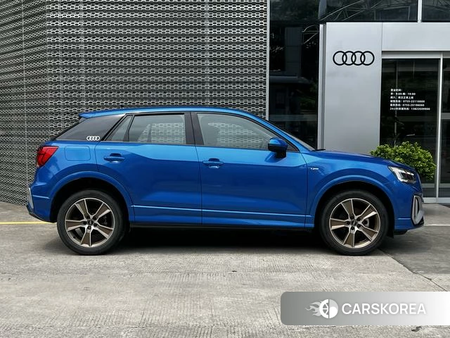 Audi Q2L id 4261769 из Китая 27