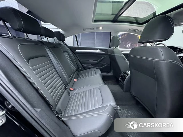 Volkswagen Magotan id 4273633 из Китая 23