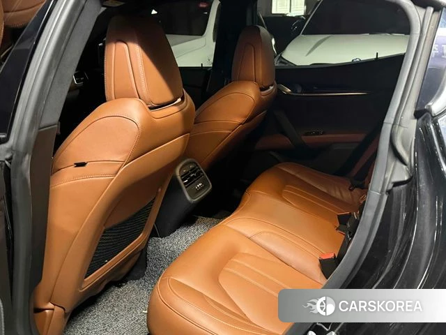 Maserati Ghibli id 4737538 из Кореи 11