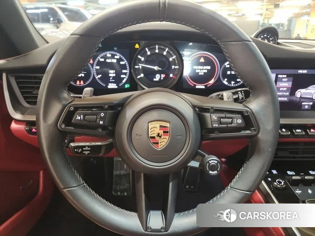 Porsche 911(992) id 4594472 из Кореи 19