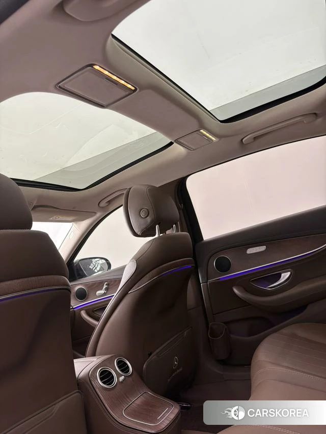 Mercedes-Benz E-class id 4206965 из Китая 18