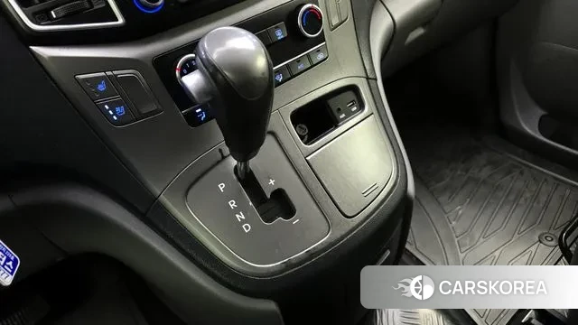 Hyundai The New Grand Starex id 3709549 из Кореи 19