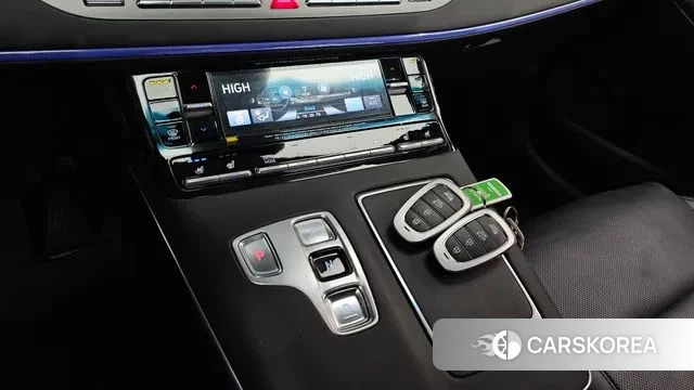 Hyundai The New Grandeur IG id 3374283 из Кореи 19