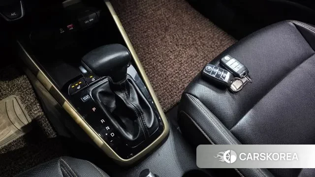 Kia Stonic id 3789755 из Кореи 19