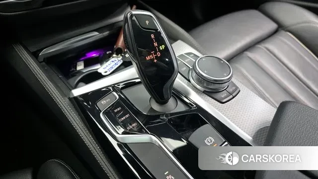 BMW 5 Series (G30) id 3474880 из Кореи 19