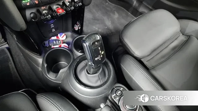 Mini Cooper id 3305786 из Кореи 19