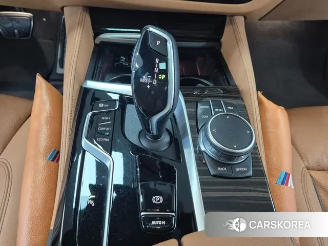 BMW 5 Series (G30) id 3054507 из Кореи 19