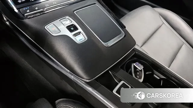 Hyundai The New Grandeur IG Hybrid id 2976222 из Кореи 19