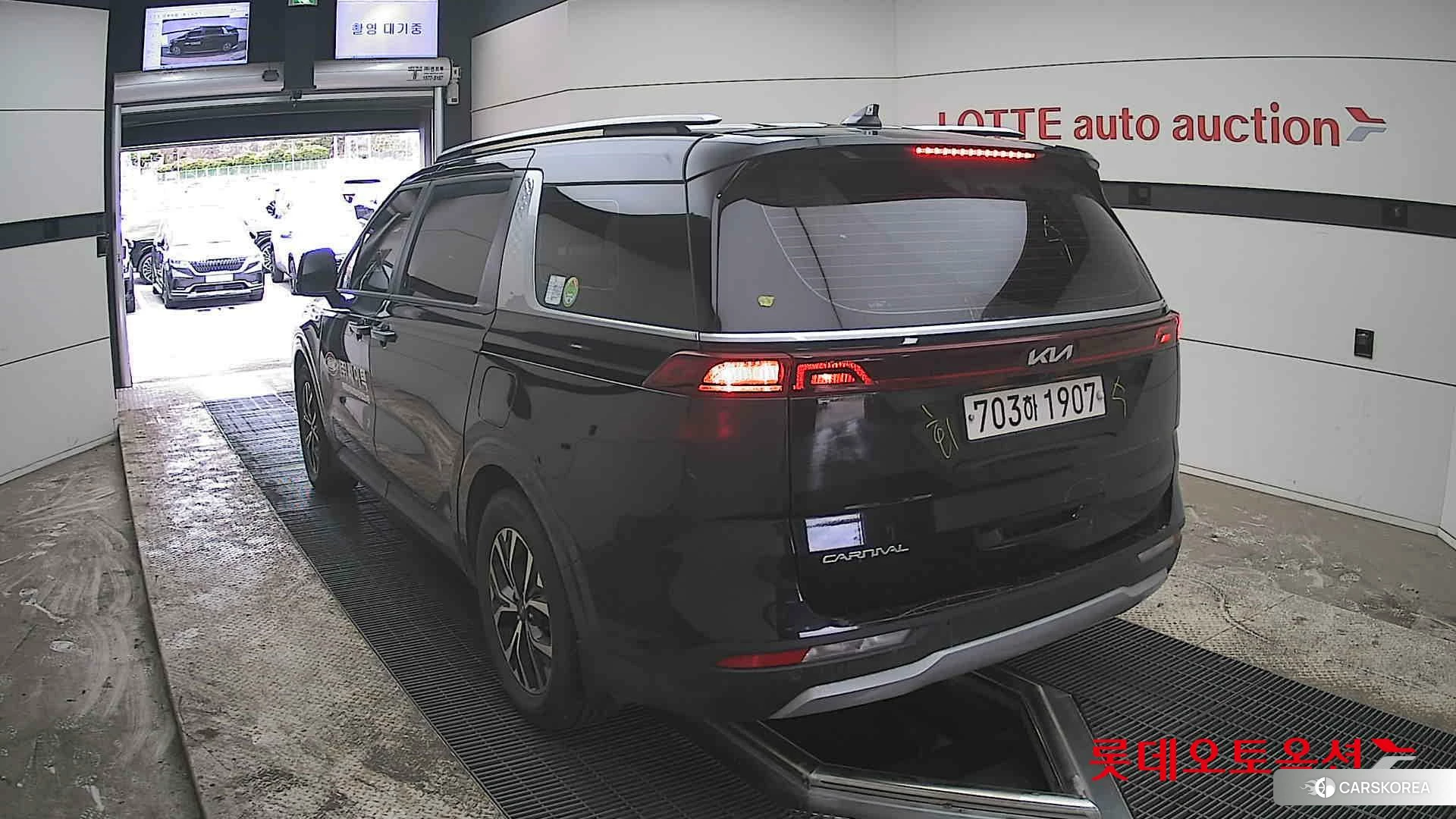 Kia Carnival id 3869415 из Кореи 36