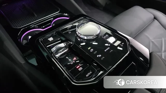 BMW 5 Series (G60) id 3706383 из Кореи 19