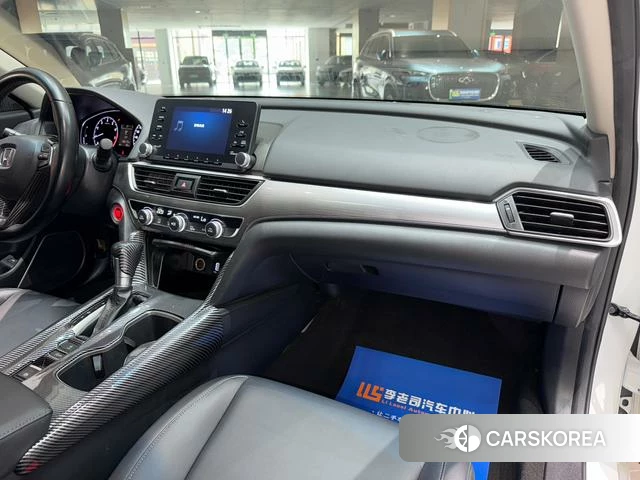 Honda Accord id 4393422 из Китая 31