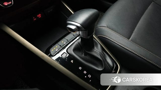 Kia Stonic id 3880291 из Кореи 19