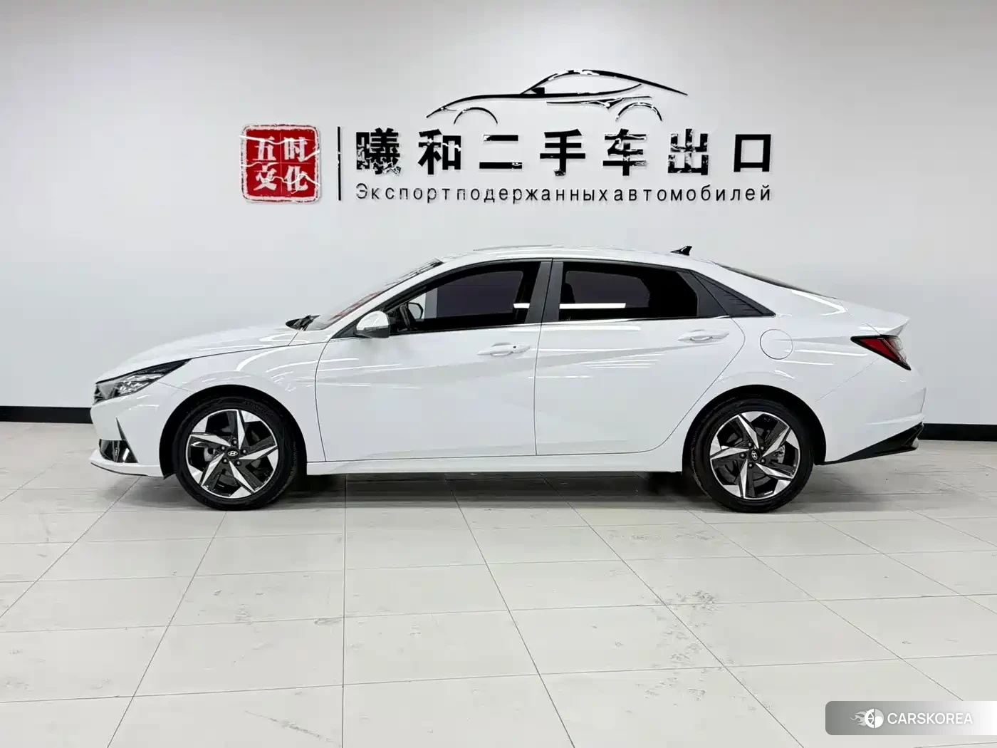 Hyundai Elantra id 4681117 из Китая 23