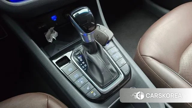 Hyundai The New Ionic Hybrid id 3698096 из Кореи 19