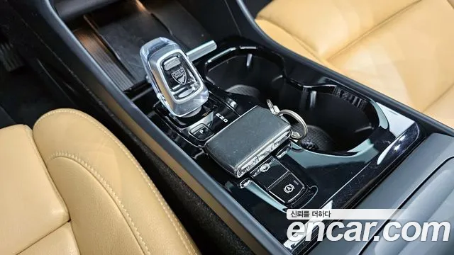 Volvo XC40 id 2753633 из Кореи 19