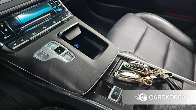 Hyundai The New Grandeur IG Hybrid id 4490105 из Кореи 19