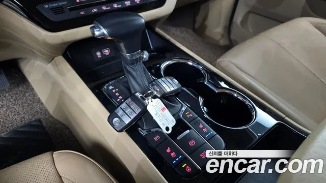 Kia The New Carnival id 2689563 из Кореи 19