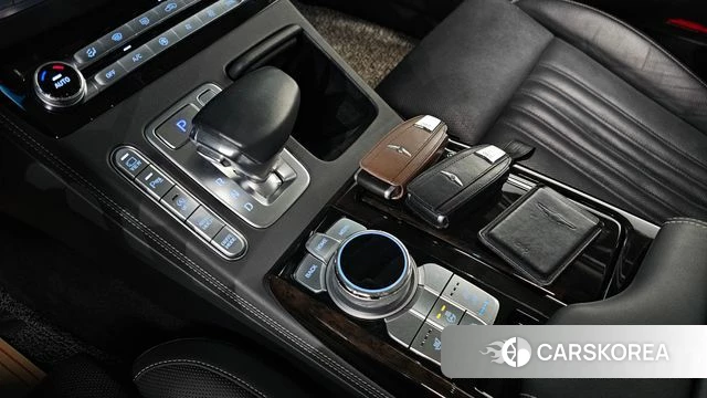 Genesis G90 id 4188236 из Кореи 31