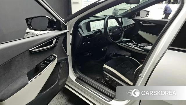 Kia EV6 id 3892744 из Кореи 19