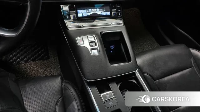 Hyundai The New Grandeur IG Hybrid id 3191426 из Кореи 19