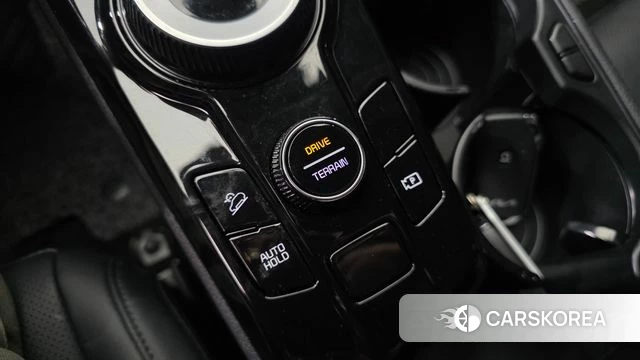 Kia Sportage 5th Generation Hybrid id 4330001 из Кореи 30