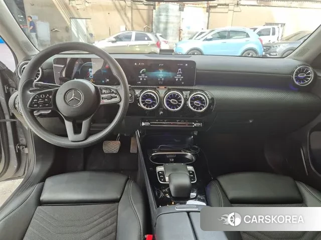 Mercedes-Benz A-Class W177 id 3033699 из Кореи 19