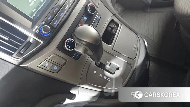 Hyundai The New Grand Starex id 3459637 из Кореи 19