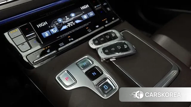 Hyundai The New Grandeur IG id 3598304 из Кореи 19