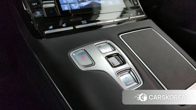 Hyundai The New Grandeur IG Hybrid id 3965029 из Кореи 19