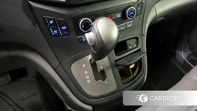 Hyundai The New Grand Starex id 3209727 из Кореи 19