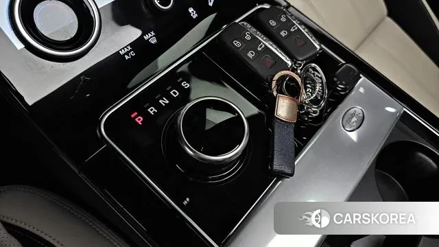 Land Rover Range Rover Velar id 3760417 из Кореи 19