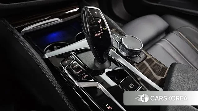 BMW 5 Series (G30) id 3711972 из Кореи 19