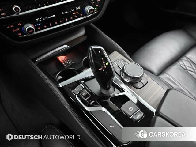 BMW 5 Series (G30) id 3899877 из Кореи 19