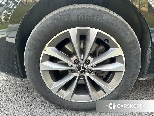 Mercedes-Benz V-class id 4265450 из Китая 13