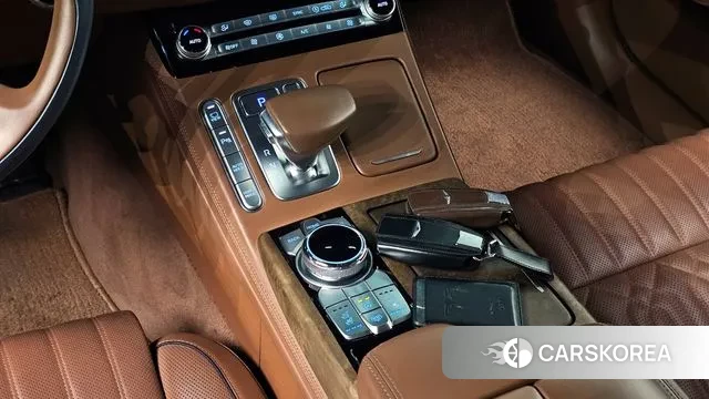 Genesis G90 id 3666507 из Кореи 19