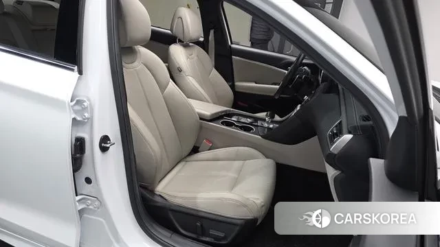 Genesis The New G70 id 3582350 из Кореи 19