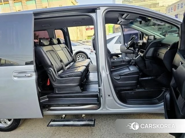 Hyundai Staria id 4206545 из Кореи 19