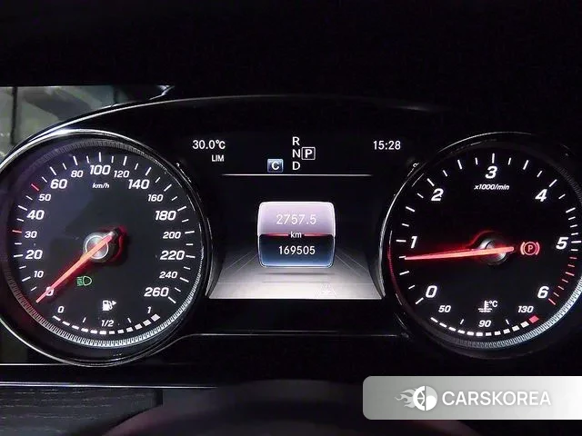 Mercedes-Benz E-Class W213 id 3044903 из Кореи 19