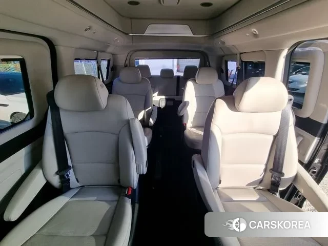 Hyundai The New Grand Starex id 3429268 из Кореи 17