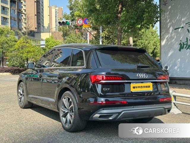 Audi Q7 id 4278542 из Китая 11