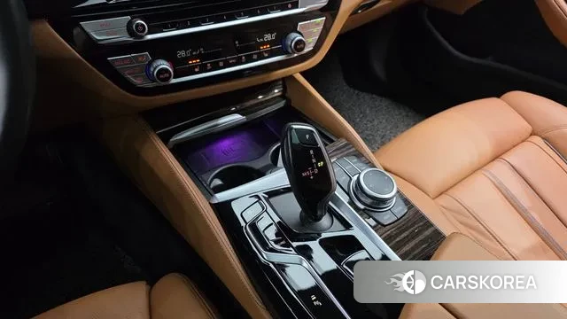 BMW 5 Series (G30) id 3586597 из Кореи 18