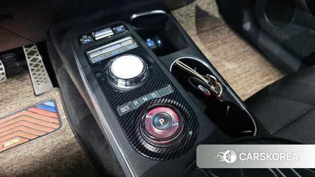 Genesis GV70 id 3878844 из Кореи 19