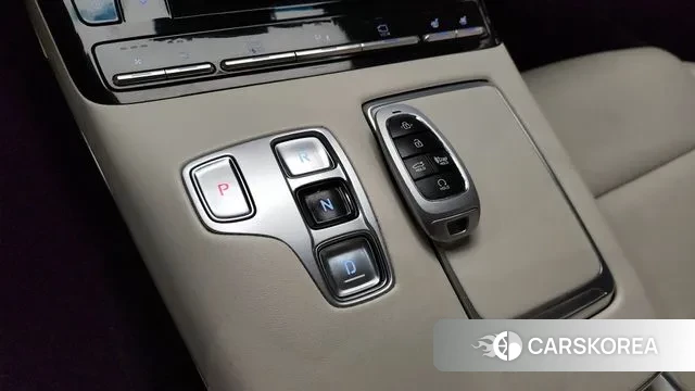 Hyundai The New Grandeur IG id 3011713 из Кореи 19